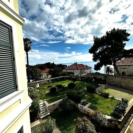 Two-Bedrooms Apartment With Balcony And Sea View,Near Old Town Ragusa Esterno foto