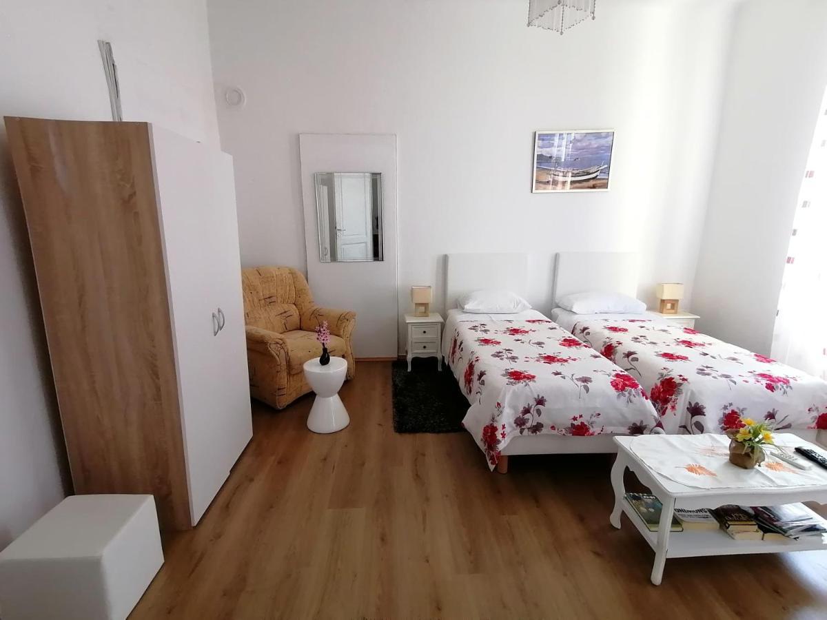 Two-Bedrooms Apartment With Balcony And Sea View,Near Old Town Ragusa Esterno foto